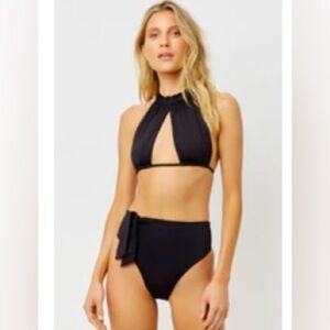 Frankie’s bikinis set!